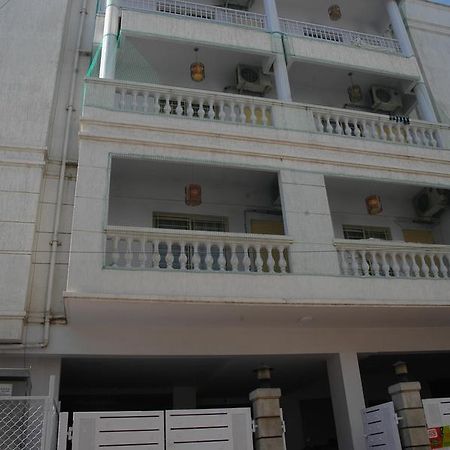 White Bricks Inn 벵갈루루 외부 사진