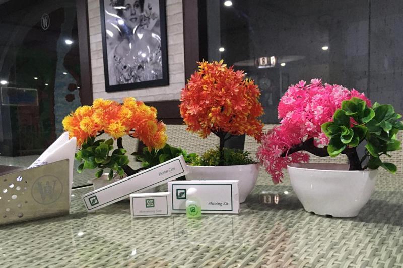 White Bricks Inn 벵갈루루 외부 사진